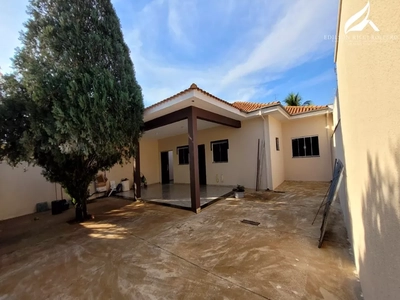 Casa, 3 quartos - Foto 1