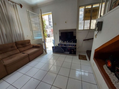 Casa, 4 quartos, 220 m² - Foto 2