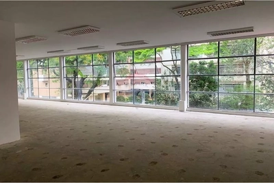 Prédio Inteiro, 2600 m² - Foto 1