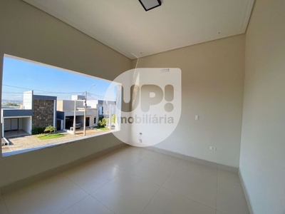 Casa, 3 quartos, 168 m² - Foto 1