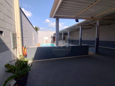 Casa, 1 quarto, 182 m² - Foto 2