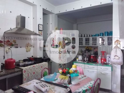 Sobrado, 3 quartos, 174 m² - Foto 2