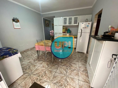 Casa, 4 quartos, 203 m² - Foto 1