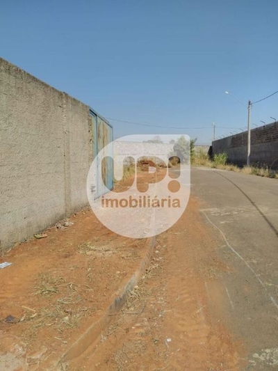 Loteamento e Condomínio, 400 m² - Foto 2