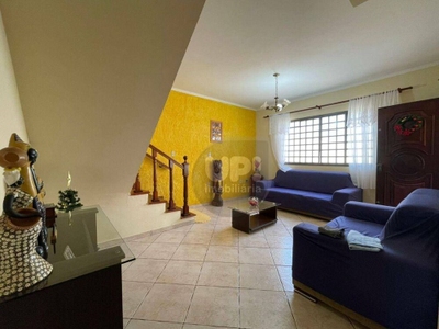 Casa, 3 quartos, 182 m² - Foto 1