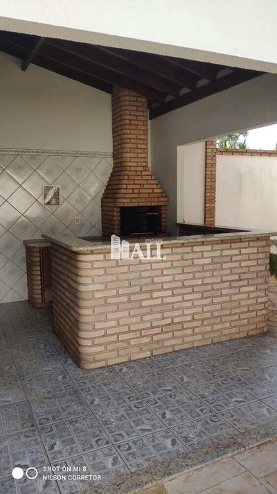 Casa, 4 quartos, 329 m² - Foto 1