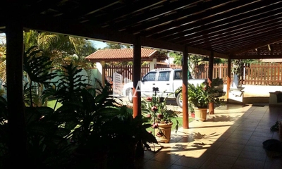 Chácara, 3 quartos, 1000 m² - Foto 1