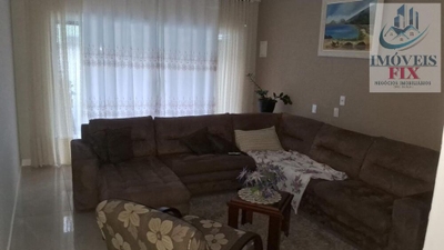 Casa, 3 quartos, 250 m² - Foto 1