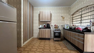 Casa, 3 quartos, 174 m² - Foto 3