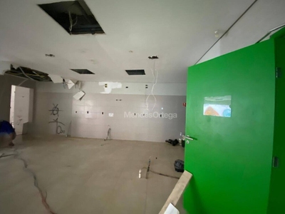 Loja-Salão, 300 m² - Foto 1