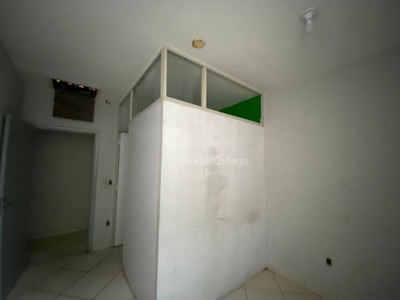 Loja-Salão, 300 m² - Foto 2