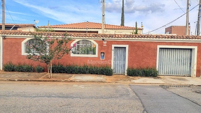 Casa, 2 quartos, 198 m² - Foto 1