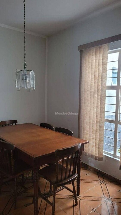 Casa, 3 quartos, 230 m² - Foto 2