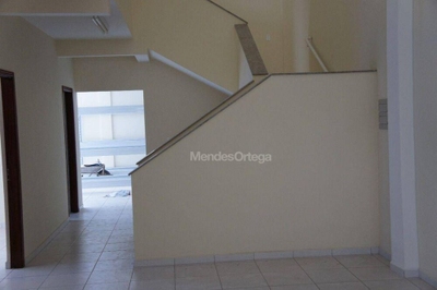 Loja-Salão, 546 m² - Foto 1