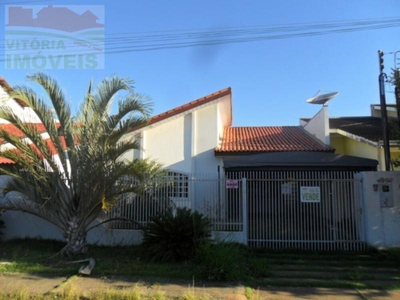 Casa, 4 quartos, 240 m² - Foto 1