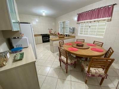 Sobrado, 4 quartos, 243 m² - Foto 2