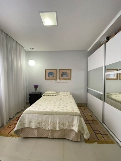 Casa, 3 quartos, 245 m² - Foto 4