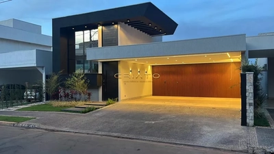 Casa, 4 quartos, 235 m² - Foto 1