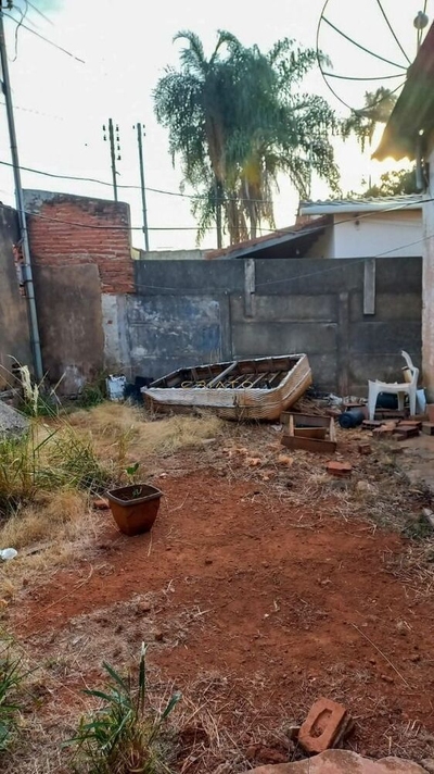 Terreno, 305 m² - Foto 2