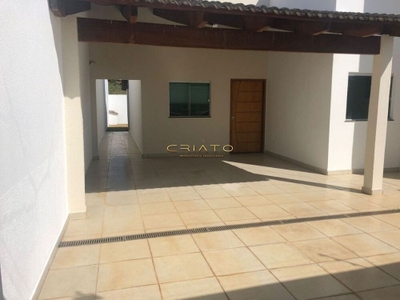 Casa, 3 quartos, 131 m² - Foto 1