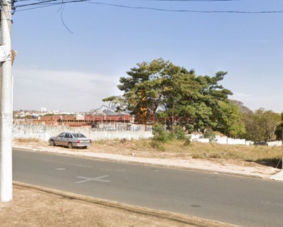 Loteamento e Condomínio, 1300 m² - Foto 1