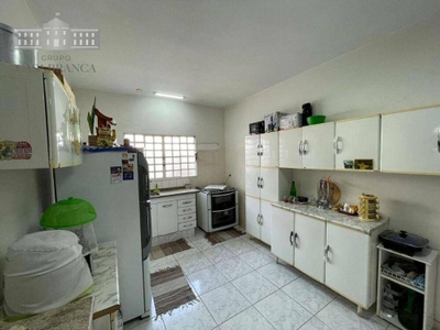 Casa, 3 quartos, 278 m² - Foto 4