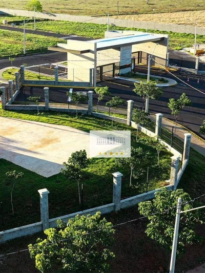 Loteamento e Condomínio, 200 m² - Foto 1