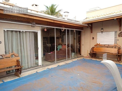 Sobrado, 3 quartos, 261 m² - Foto 2