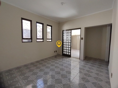 Casa, 3 quartos, 90 m² - Foto 1