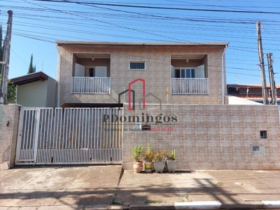 Sobrado, 4 quartos, 261 m² - Foto 1