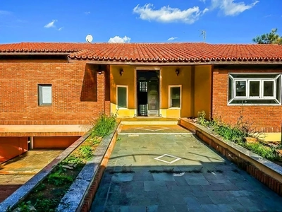 Casa, 4 quartos, 1024 m² - Foto 1