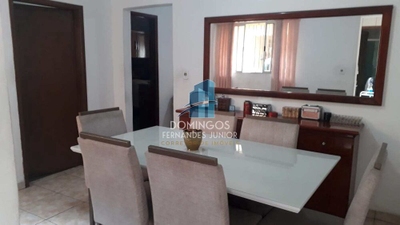 Sobrado, 3 quartos, 200 m² - Foto 1