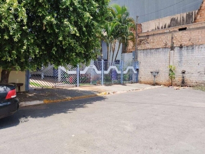 Casa, 3 quartos, 200 m² - Foto 2