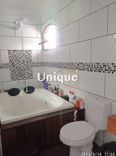 Casa, 3 quartos, 178 m² - Foto 4