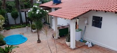 Casa, 3 quartos, 198 m² - Foto 1