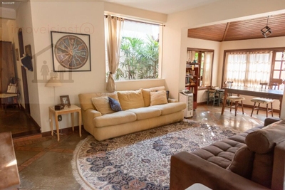 Casa, 3 quartos, 226 m² - Foto 1