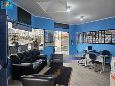 Prédio Inteiro - Foto 1