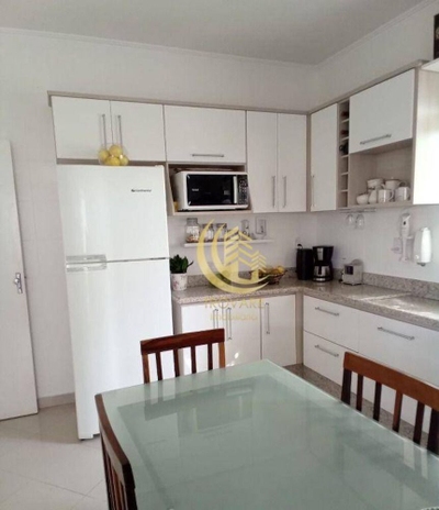 Casa, 3 quartos, 282 m² - Foto 5