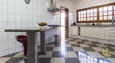 Sobrado, 3 quartos, 320 m² - Foto 2