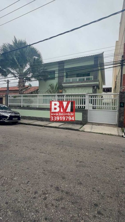 Casa, 4 quartos, 190 m² - Foto 1