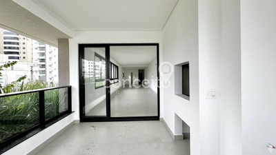 Apartamento, 4 quartos, 218 m² - Foto 2