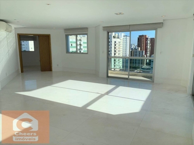 Apartamento, 3 quartos, 210 m² - Foto 2