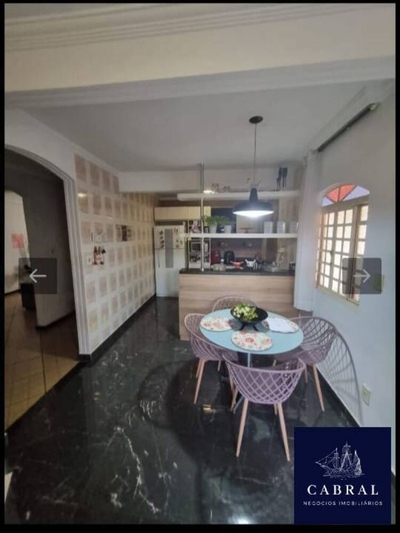 Casa, 3 quartos, 160 m² - Foto 2