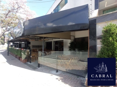 Casa, 3 quartos, 240 m² - Foto 1