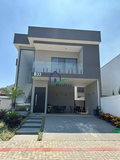 Casa, 4 quartos, 197 m² - Foto 2