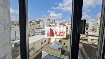 Apartamento, 3 quartos, 140 m² - Foto 2