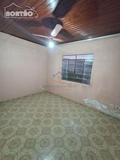 Casa, 6 quartos, 142 m² - Foto 2