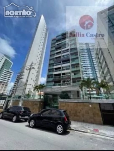 Casa, 6 quartos, 182 m² - Foto 1