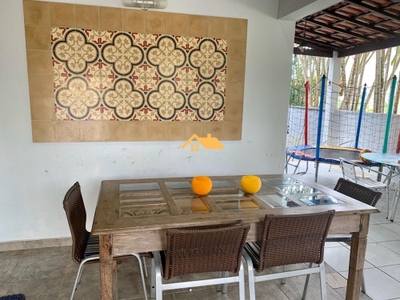 Casa, 5 quartos, 242 m² - Foto 3