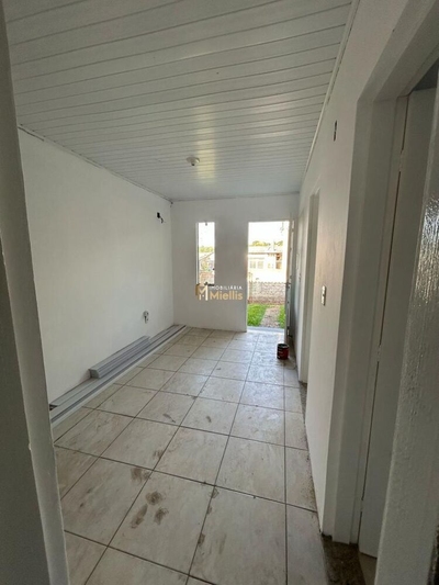 Casa, 2 quartos, 47 m² - Foto 1